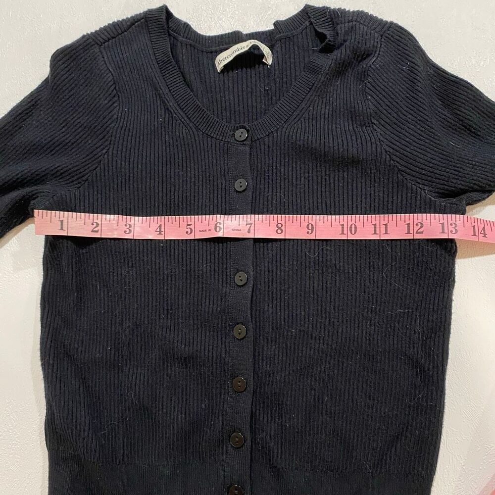 Abercrombie & Fitch Black Ribbed Cropped Cardigan Sweater Small - Picture 5 of 6